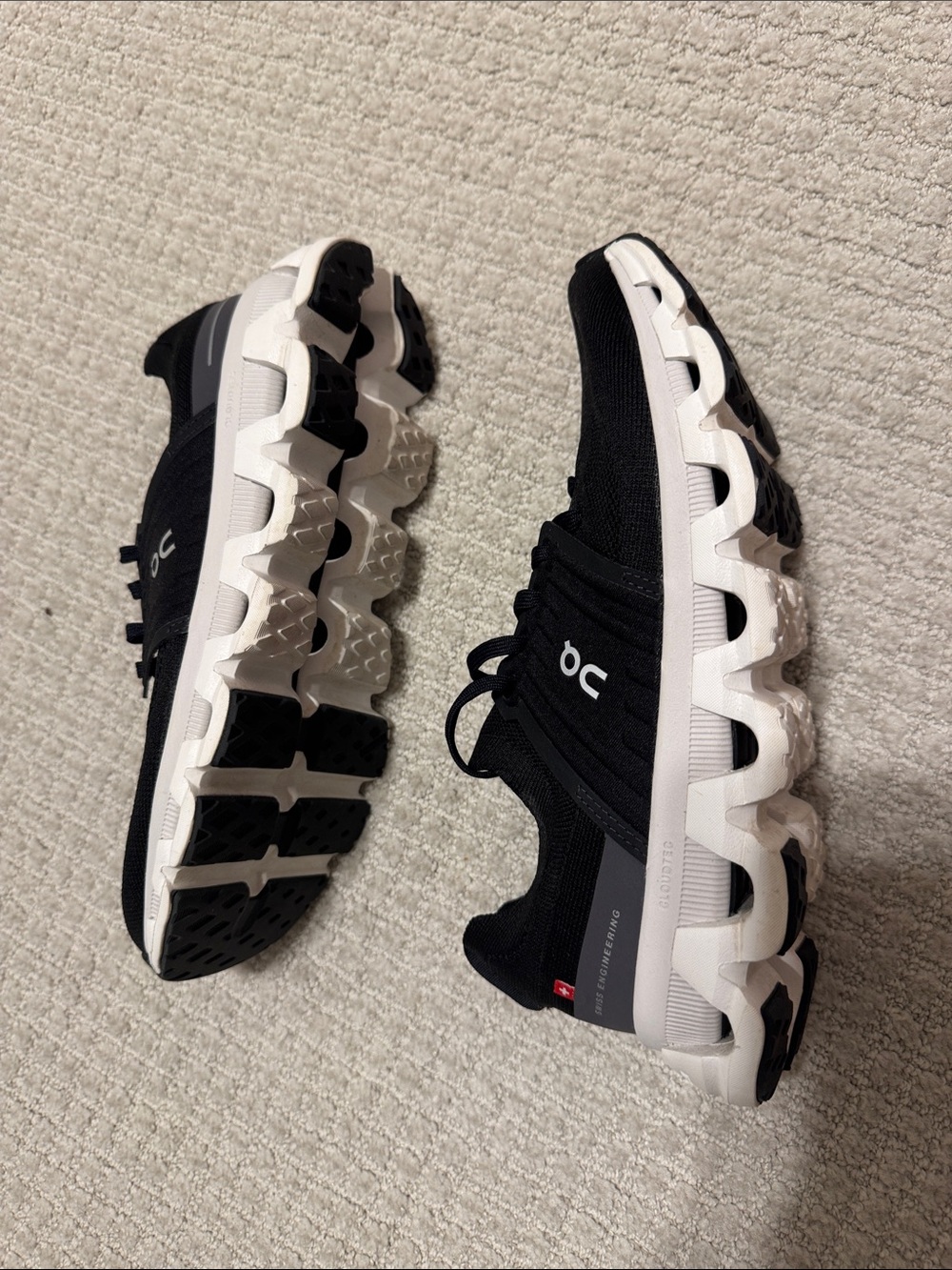 On Running Cloud Swift 3 Black/White Running Sneakers Womens size 9 - Picture 5 of 9